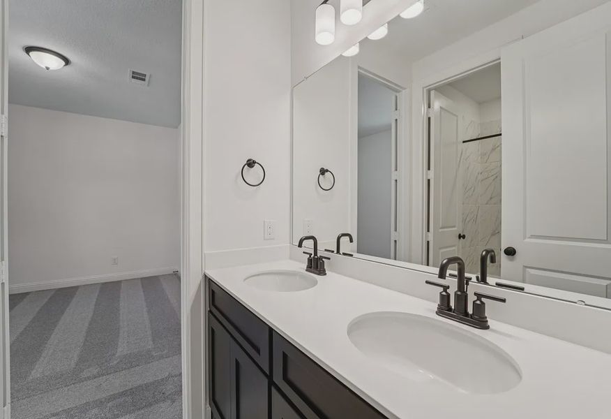 Plan 4046 bath 3 - 17 of 18 Plan 4046 bath 3 - 17 of 18