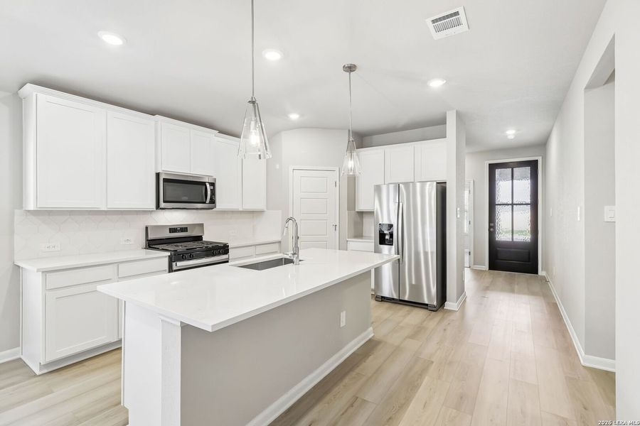 Furnished interior view inside a new home in Thomas Pond, San Antonio (Image 8).