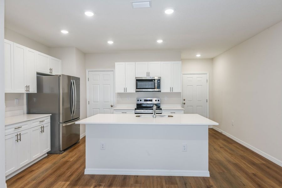 Furnished interior view inside a new home in Pasadena Woods, Dade City (Image 4).