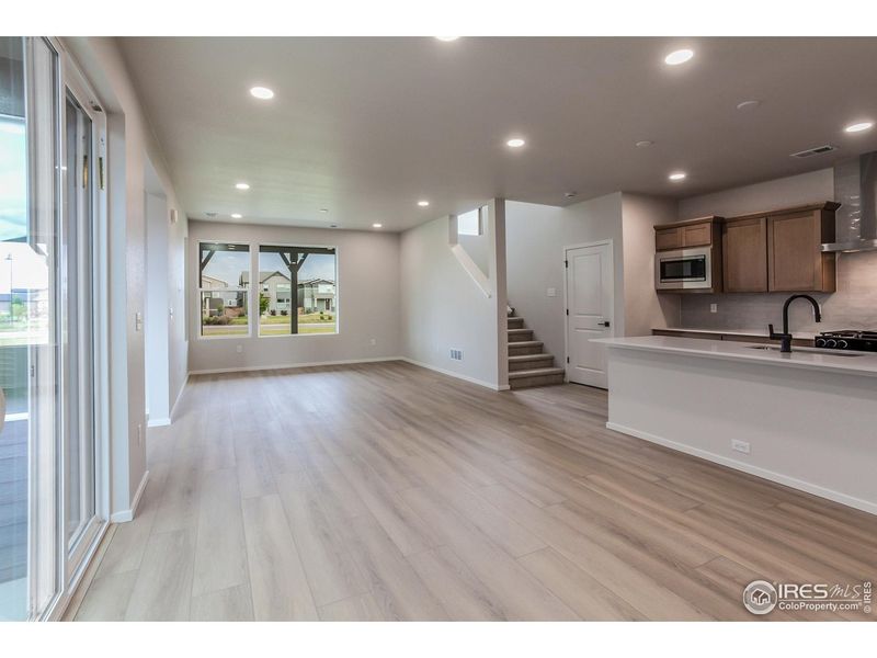 Spacious, unfurnished interior of a new home in , Timnath (Image 35). Spacious, unfurnished interior of a new home in , Timnath (Image 35).