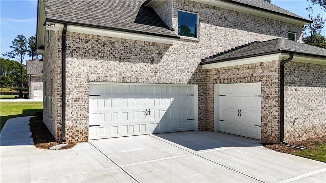 Exterior details and patio area of a home in , Ellenwood (Image 32).