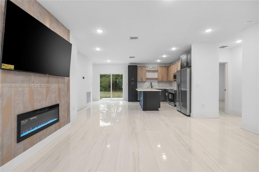 Image 43 of a home in . Image 43 of a home in .