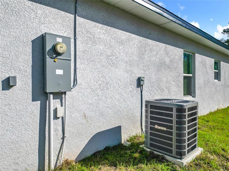Exterior details and patio area of a home in , Citrus Springs (Image 4). Exterior details and patio area of a home in , Citrus Springs (Image 4).