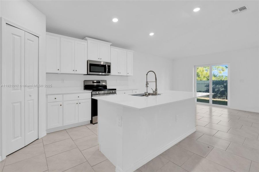 Furnished interior view inside a new home in , Cape Coral (Image 11). Furnished interior view inside a new home in , Cape Coral (Image 11).