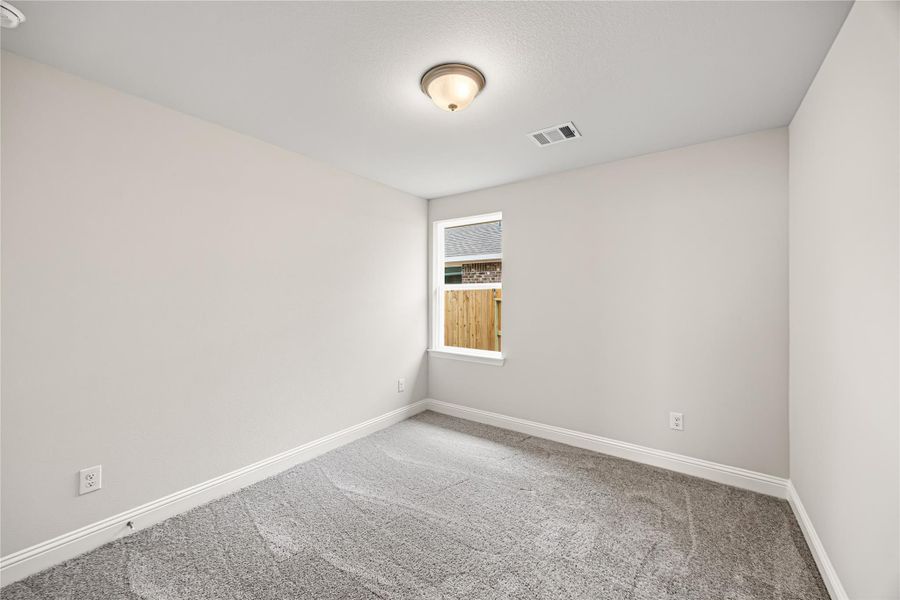 *Representative photo. Colors and features may differ*