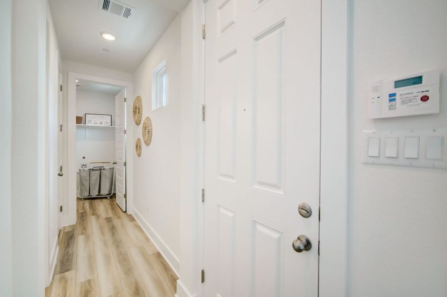 Spacious, unfurnished interior of a new home in Center 45, Round Rock (Image 54).