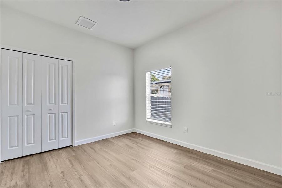 Spacious, unfurnished interior of a new home in , Tampa (Image 41).