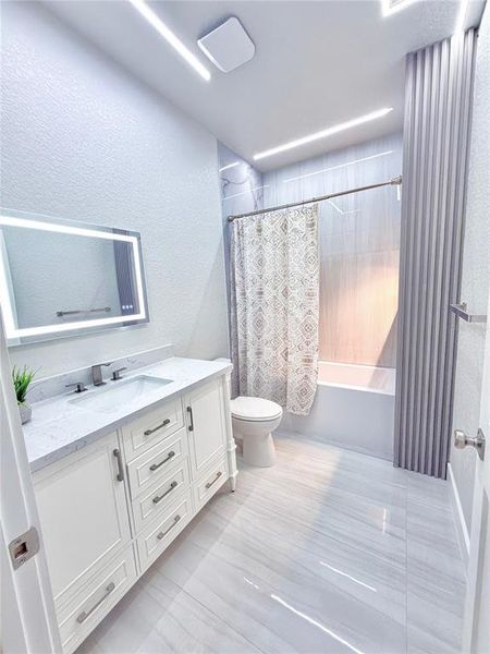 Furnished interior view inside a new home in , Davenport (Image 7).