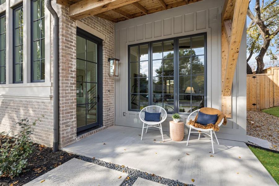 Front porch with gas lantern