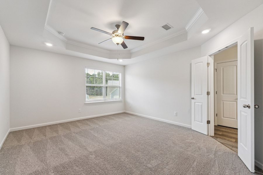 Spacious, unfurnished interior of a new home in Stillwater, Tullahoma (Image 23).