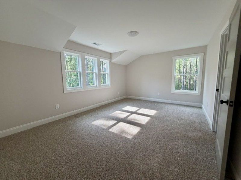 Spacious, unfurnished interior of a new home in Dove Creek, LaGrange (Image 17). Spacious, unfurnished interior of a new home in Dove Creek, LaGrange (Image 17).