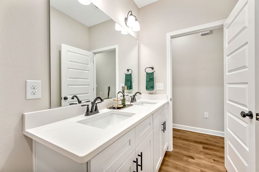 Furnished interior view inside a new home in Barton's Bend, Crestview (Image 7). Furnished interior view inside a new home in Barton's Bend, Crestview (Image 7).