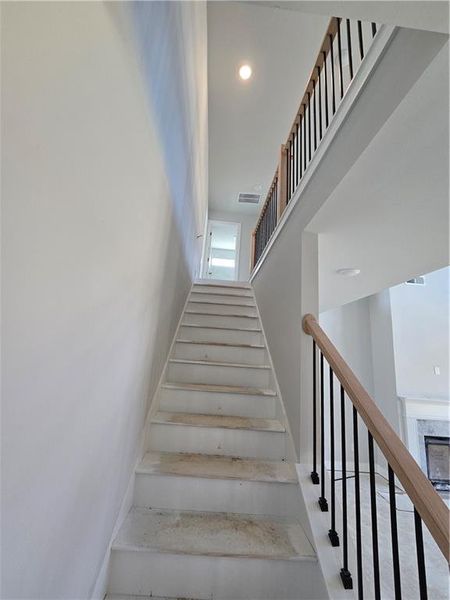 Spacious, unfurnished interior of a new home in The Manor at Gainesville Township, Gainesville (Image 6).