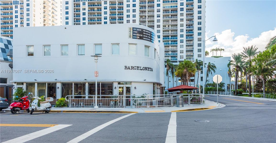 Condo located in Miami Beach, FL showcasing its design and architecture (Image 5). Condo located in Miami Beach, FL showcasing its design and architecture (Image 5).