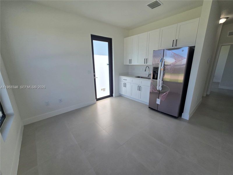 Spacious, unfurnished interior of a new home in , Homestead (Image 56).