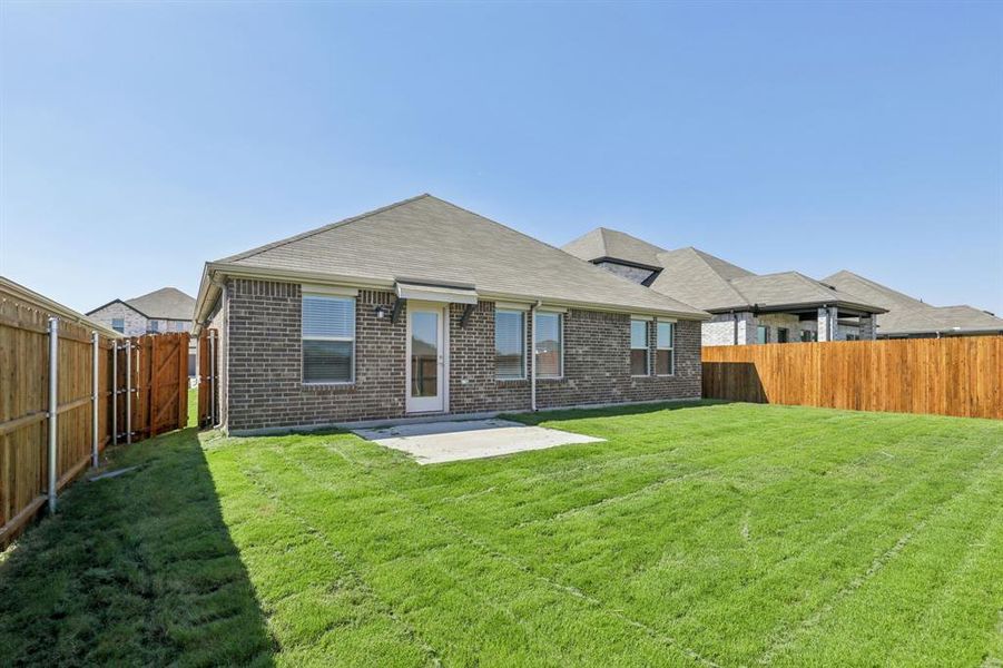 Exterior details and patio area of a home in Stonehaven, Seagoville (Image 22). Exterior details and patio area of a home in Stonehaven, Seagoville (Image 22).
