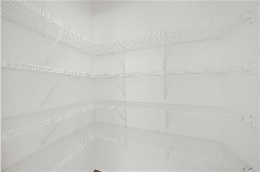 Spacious, unfurnished interior of a new home in , Gainesville (Image 44).