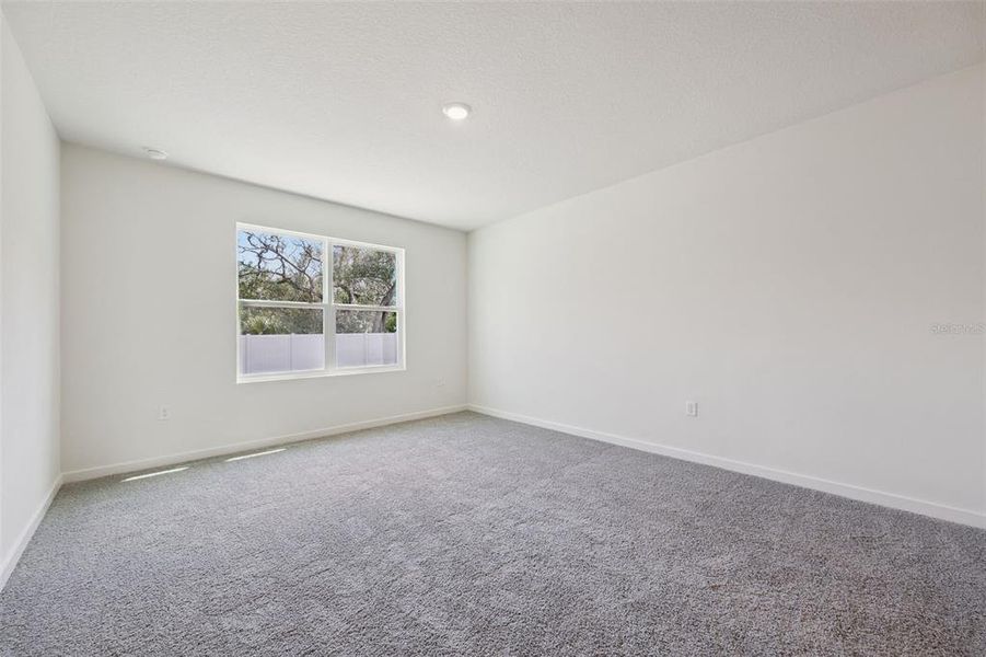 Spacious, unfurnished interior of a new home in Bradbury Estates, Sanford (Image 22).