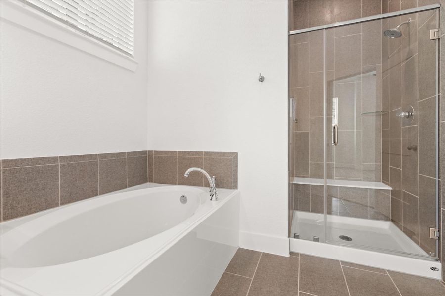 Furnished interior view inside a new home in The Woodlands Hills, Willis (Image 6).