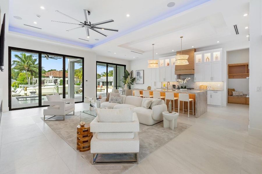 06-11331 Avery Road PBG FL-103