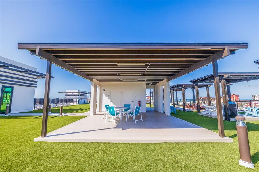 Community amenities in , Madeira Beach (Image 39). Community amenities in , Madeira Beach (Image 39).