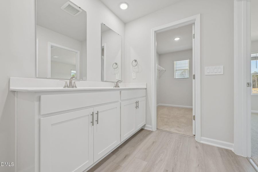 20 - Primary Bath 20 - Primary Bath