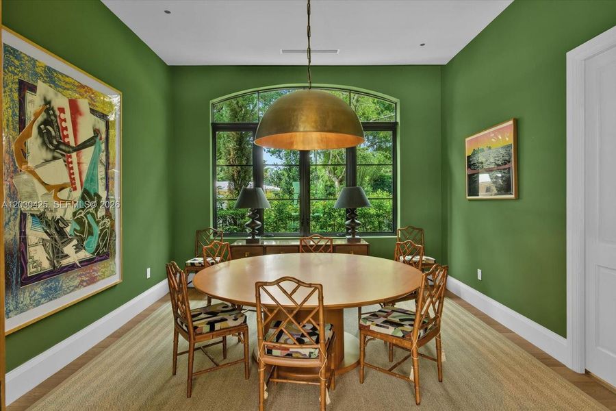 Community amenities in , Coral Gables (Image 37). Community amenities in , Coral Gables (Image 37).