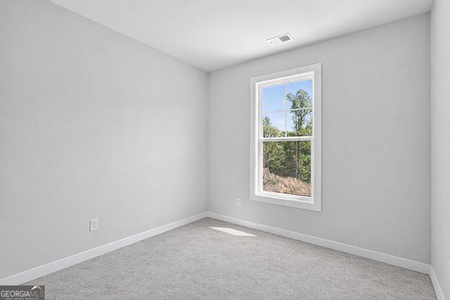 Spacious, unfurnished interior of a new home in The Park at Gainesville Township, Gainesville (Image 9).