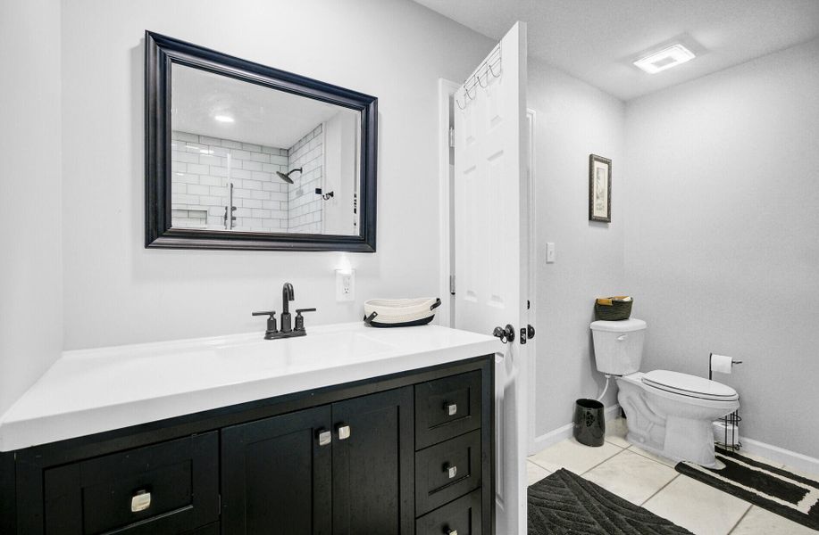 Furnished interior view inside a new home in , Cottageville (Image 10).