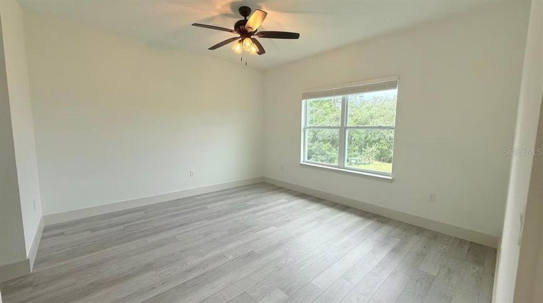 Spacious, unfurnished interior of a new home in , Indian Lake Estates (Image 14).