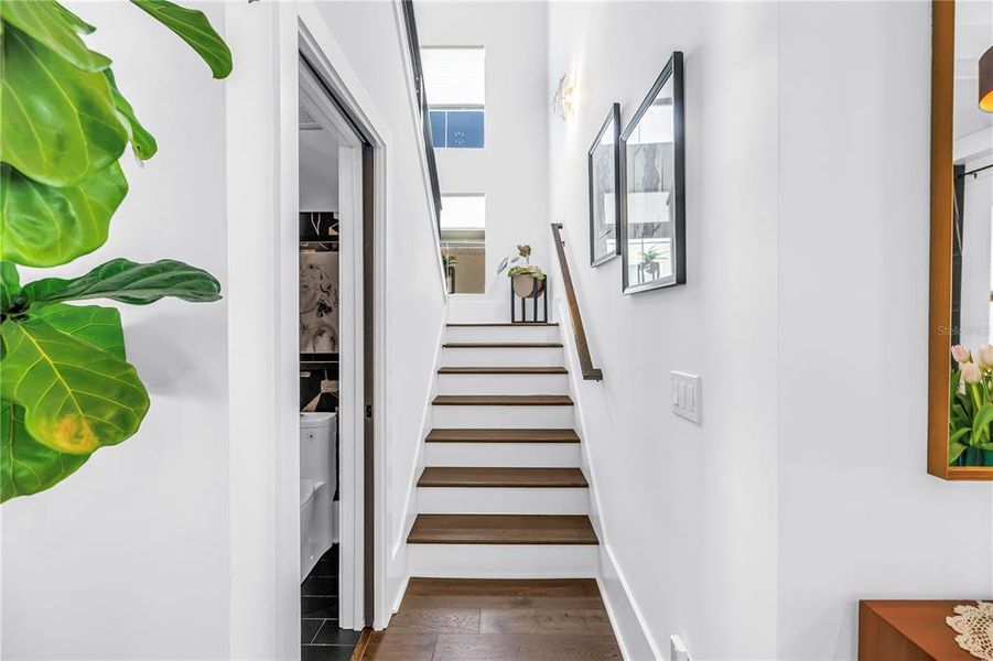 Spacious, unfurnished interior of a new home in , St. Petersburg (Image 18).