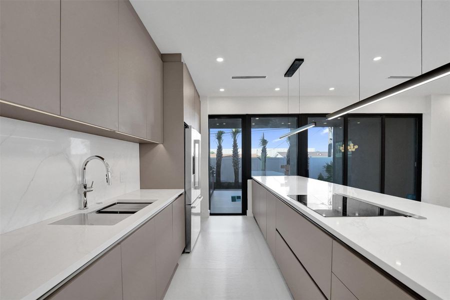 Furnished interior view inside a new home in , Fort Lauderdale (Image 44). Furnished interior view inside a new home in , Fort Lauderdale (Image 44).