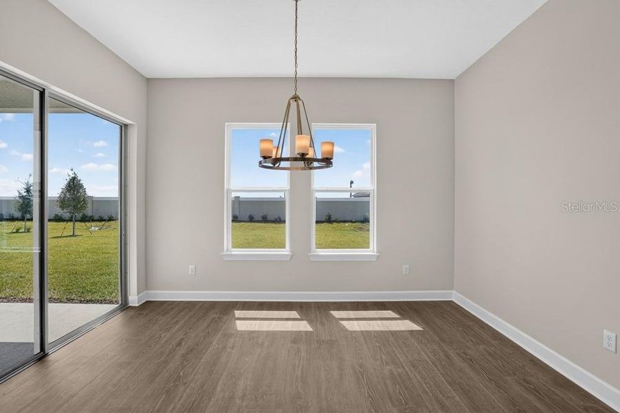 Spacious, unfurnished interior of a new home in Coasterra Community Group Page, Palmetto (Image 26).