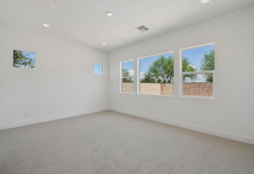 Primary Bedroom - 11 of 14