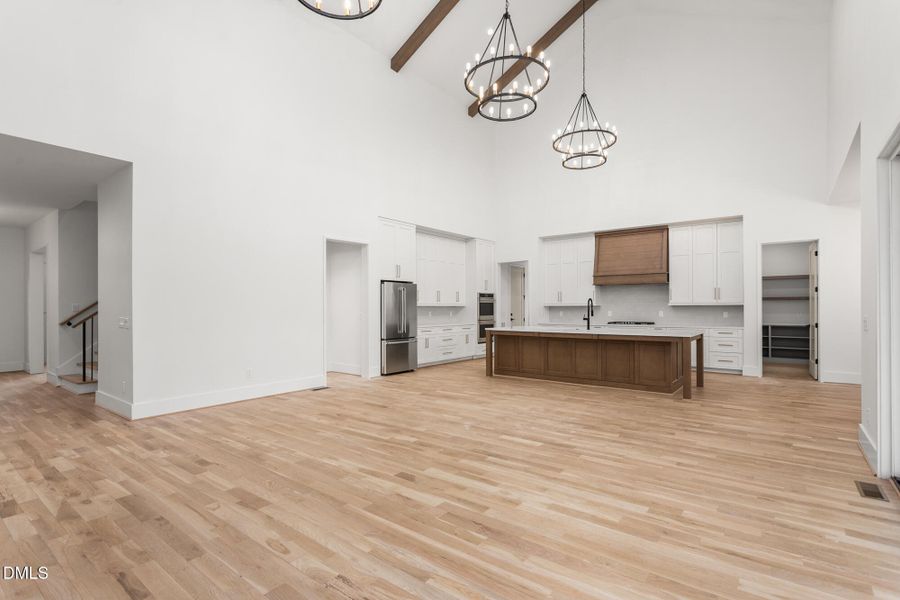 1150 Lochshire Drive-13