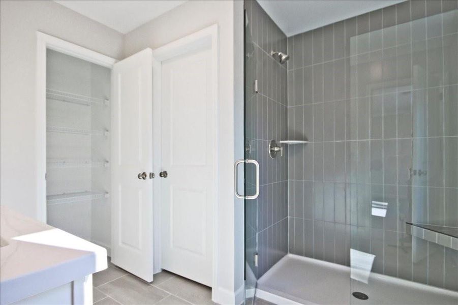 Furnished interior view inside a new home in River Walk Place, Lawrenceville (Image 7).