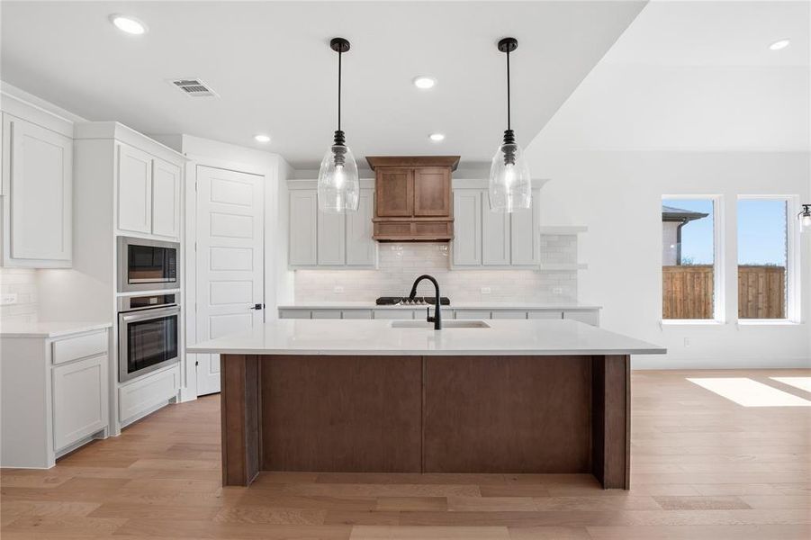 Furnished interior view inside a new home in Pecan Grove, Burleson (Image 16).