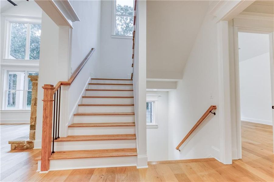 Image 50 of a home in .