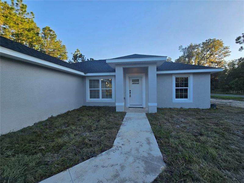 Exterior details and patio area of a home in , Ocala (Image 18). Exterior details and patio area of a home in , Ocala (Image 18).
