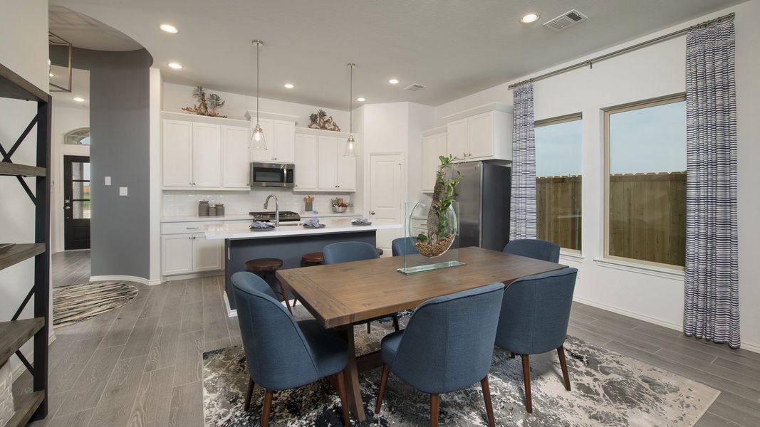 Furnished interior view inside a new home in Brookewater, Rosenberg (Image 11).