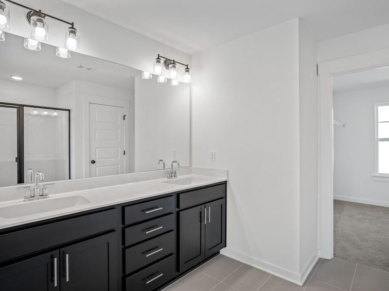 Furnished interior view inside a new home in Woods Crossing, Gallatin (Image 17).