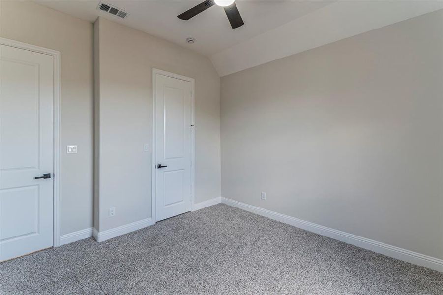 Spacious, unfurnished interior of a new home in , Van Alstyne (Image 15).