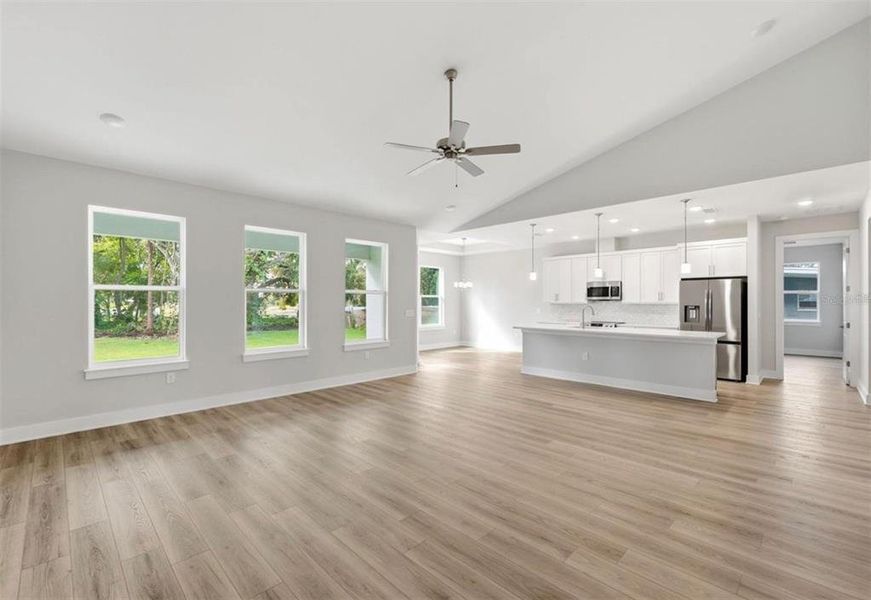 Spacious, unfurnished interior of a new home in , Orlando (Image 8).