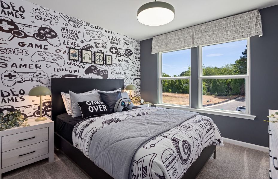 Representative furnished interior of a home built from the Joliet by Pulte Homes in Lakeside Townes at Riverlights, Wilmington (Image 11).