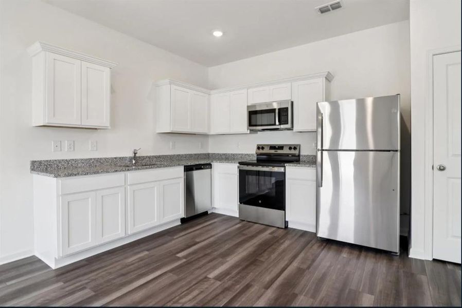 Furnished interior view inside a new home in Chestnut Grove, Douglasville (Image 5).