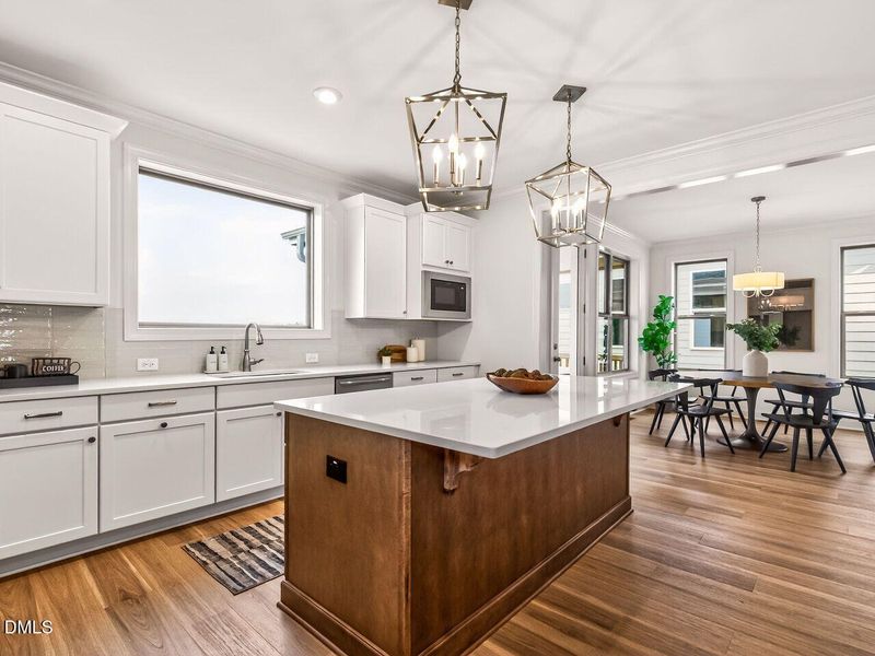 015-1280x960-kitchen