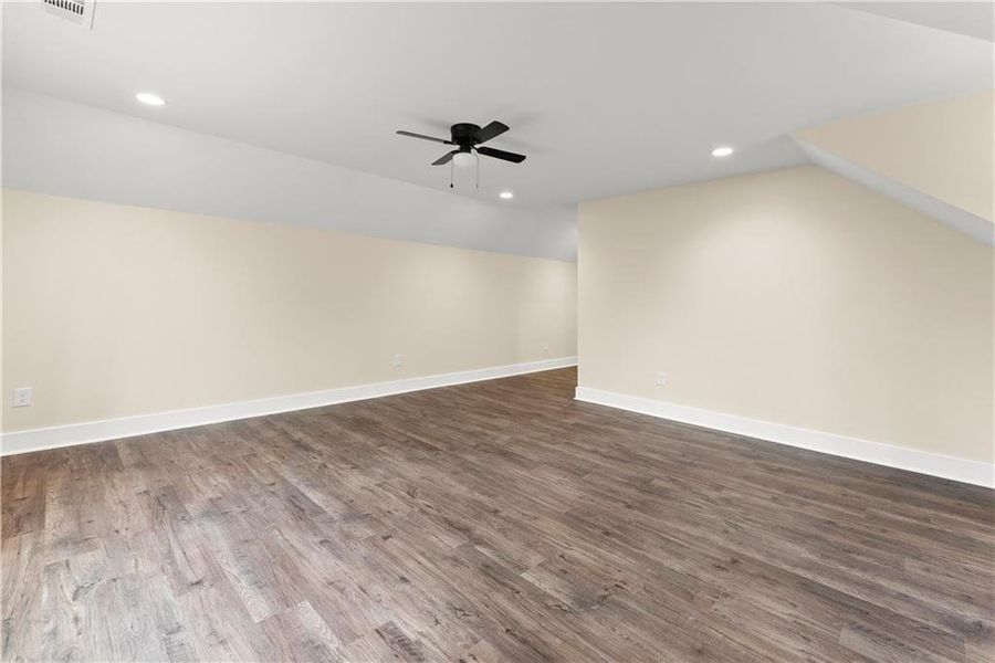 Spacious, unfurnished interior of a new home in , Clermont (Image 28). Spacious, unfurnished interior of a new home in , Clermont (Image 28).