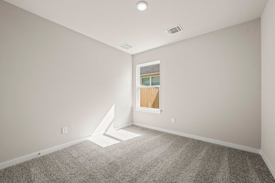 Spacious, unfurnished interior of a new home in The Village at Elm Creek, Troy (Image 11). Spacious, unfurnished interior of a new home in The Village at Elm Creek, Troy (Image 11).