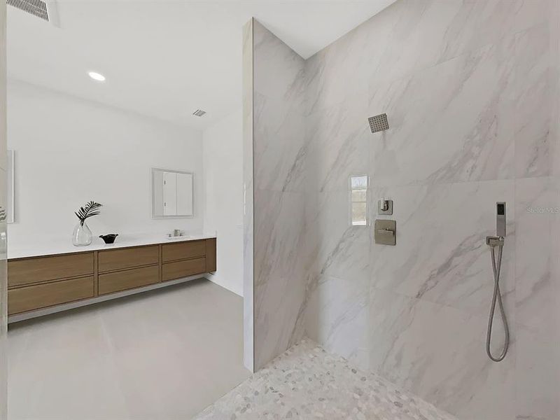 Image 47 of a home in . Image 47 of a home in .