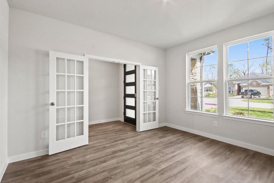 Spacious, unfurnished interior of a new home in The Woodlands Hills, Willis (Image 13). Spacious, unfurnished interior of a new home in The Woodlands Hills, Willis (Image 13).